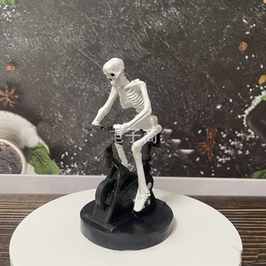 Divertente Animatronic scheletro animato di Halloween in sella A una <span class=keywords><strong>bicicletta</strong></span> decorata con figurine <span class=keywords><strong>da</strong></span> <span class=keywords><strong>tavolo</strong></span> in resina Deco scheletri di Halloween - Product Image 5