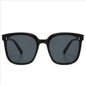 Lunettes de soleil Gm à grande monture, en plastique noir, UV400, pour femmes, style coréen, tendance, protection solaire, type 3 verres - Product Image 2
