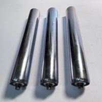 Rouleaux, pignons et tambours en acier inoxydable galvanisé pour lignes de production, disponibles sur mesure.