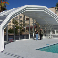 Couverture de piscine rétractable automatique oblique moderne enceinte de véranda en verre pour la natation résidentielle extérieure chambre à coucher cuisine extérieur