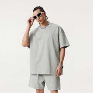 Camiseta Blanca de Gran Tamaño - Personalizable con Logotipo, Corte Holgado, Camiseta de Color Sólido para Hombre - Ideal para Impresión - Product Image 3