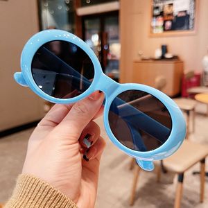 แว่นกันแดดทรงกลมใหม่ ยูนิเซ็กส์ ป้องกันรังสียูวี 400 เลนส์พีซี ทรงวงรี แฟชั่นสตรีทสุดเทรนดี้ - Product Image 1