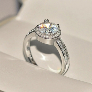 Anello dal Design Rotondo, Anello Classico da Dito per Donne - Product Image 4