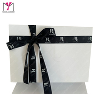 Boîtes cadeaux rigides magnétiques avec logo personnalisé, impression UV, estampage à chaud et ruban pour emballage de boutique