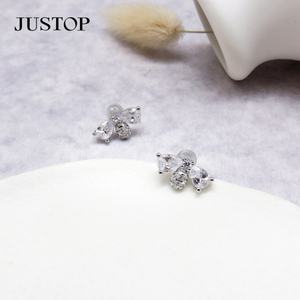 Pendientes de latón antialérgicos de lujo, diseño moderno de abeja-insecto con chapado en oro, pequeño y bonito perno con joyería de cristal de circón - Product Image 4