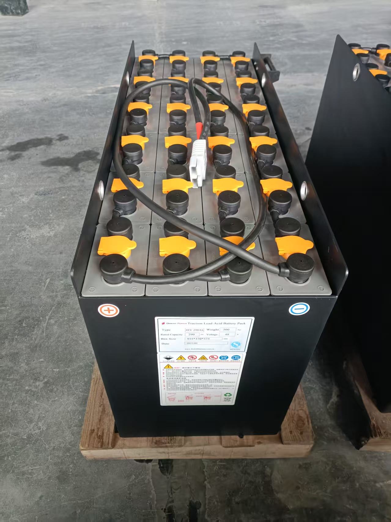 充電式フォークリフトバッテリー価格6 pzs 540 l 540ah牽引