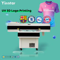 Nouvelle arrivée : machine d'impression de badges à grande vitesse à 4 têtes, machine à plat UV, imprimante UV 3D pour logo sur jersey en TPU