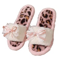 Pantoufles pour femmes en fourrure de lapin à imprimé léopard rose, à bout ouvert, avec nœud en dentelle