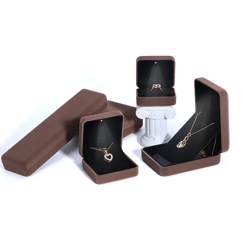 Nice Quality Assorted Sizes 6*5*3Cm Ring Box Velvet Package Box Exquisite Led Light Velvet Insert Jewelry Box For Women