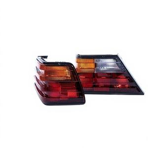 Feux arrière <span class=keywords><strong>Mercedes</strong></span> <span class=keywords><strong>Benz</strong></span> Classe E W124 avec lentille tricolore à visibilité améliorée pour la conduite de nuit - Product Image 1