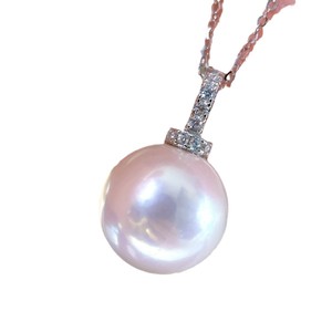 Collar de Plata S925 con Colgante de Perla Redonda de Agua Dulce Blanca de 10-11mm, con Camelia, Brillo Intenso y Ligeras Imperfecciones, para Mujer, Wenchi China, Venta al Por Mayor - Product Image 5