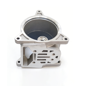 Tapa de fluido de aleación de aluminio fundido a presión A380 fabricada a medida para bombas de diafragma industriales, hecha en Vietnam según dibujo. - Product Image 3