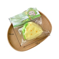 Creatieve plastic vloeibare stressverlichtende fruit squishies realistische voedsel-thema speelgoed langzaam terugverend unisex leeftijden 7-35 groothandel
