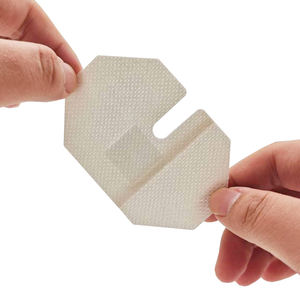 Plester Perekat Non Woven Transparan Bernapas Bersertifikat CE untuk Pembalut Kanula IV, Steril Kelas Medis, Disinfektan Inframerah Jauh - Product Image 3