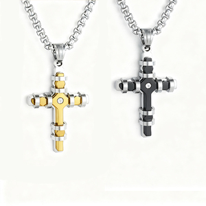 Colgante de Cruz de Jesús de Dos Tonos Personalizado, Regalo de Navidad, Colgante de Cruz de Doble Capa con Incrustaciones de Diamantes, Estilo Punk Cristiano - Product Image 6