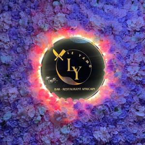 Enseigne lumineuse en acrylique ronde, enseigne de salon en acrylique personnalisée, enseigne en acrylique rétroéclairée - Product Image 4