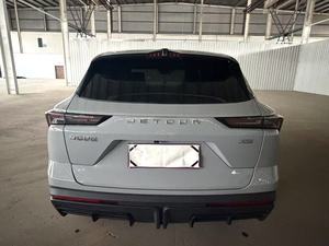 Voitures SUV d'occasion Chine Modèle 2023 JETOUR Grand S <span class=keywords><strong>ZYRA</strong></span> PRO Edition Design intérieur avancé Confort de conduite élevé Sécurité élevée - Product Image 3