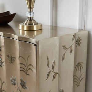Muebles Gabinete de zapato de madera maciza pintado americano Gabinete de sala de estar Luz Aparador de lujo Patrón floral Gabinete decorativo - Product Image 5