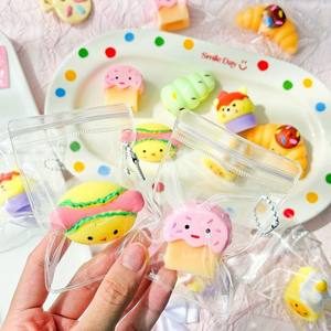CHENXI Venta al por Mayor de Mini Juguetes Blandos de Mochi Taba, Juguetes Kawaii de Simulación de Comida, Bolsas de Regalo para Fiestas, Juguetes Antiestrés - Product Image 2