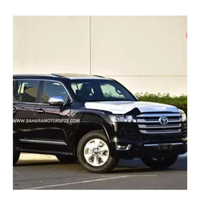 New Energy Electric Vehicle Motors Car Toyota Land Cruiser 300 Gxr-j V6 3.3l Diesel Twin Turbo Automatic From Japan