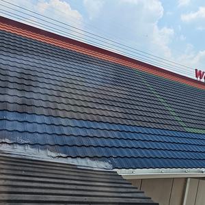 Tuiles de toiture en métal coloré à motif pierre, épaisseur 0,35, 0,4, 0,45, 0,5 mm, garantie 50 ans, exportées de Chine pour la conception de toitures de villas. - Product Image 6