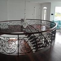 Balustrade en fer forgé de conception traditionnelle, garde-corps de balcon et clôture d'escalier, produit phare de l'usine de Foshan pour l'Amérique