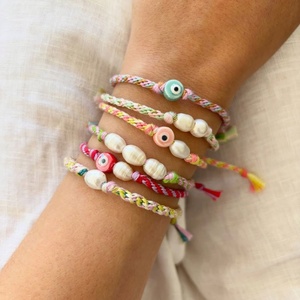 Nouveauté Bracelet Perlé Anti-Mauvais Œil en Macramé Tressé Fait Main avec Perle d'Eau Douce, Cadeau Chrétien d'Été Unisexe, Vente en Gros - Product Image 1