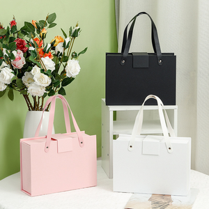 Vente en gros de nouvelle boîte d'emballage de cadeau de luxe portable pour la fête des mères coffrets cadeaux de boîte rigide pliante magnétique boîte de parfum de bonbons de mariage - Product Image 6