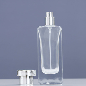 50ml Spot Vente Directe Verre Carré <span class=keywords><strong>Parfum</strong></span> Décanter Fine Brume Pressurisé Atomiseur Sertissage Cou Bouteille <span class=keywords><strong>De</strong></span> <span class=keywords><strong>Parfum</strong></span> Avec Bouchon - Product Image 5