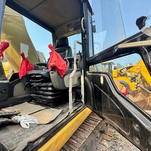 โครงการก่อสร้างคุณภาพสูง ใช้เวลางานน้อย: รถขุดไฮดรอลิกตีนตะขาบ Caterpillar 320D2 มือสอง ขนาด 20 ตัน - Product Image 6