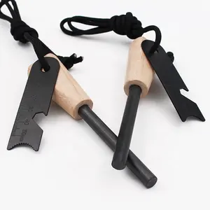 Mango de madera respetuoso con el medio ambiente, pedernal, encendedor de varilla de magnesio y ferrocerio - Product Image 1