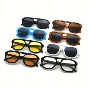 Lunettes de soleil carrées vintage 2025 avec logo personnalisé, grande monture, protection UV400, double pont, style aviateur pour femmes et hommes - Product Image 3