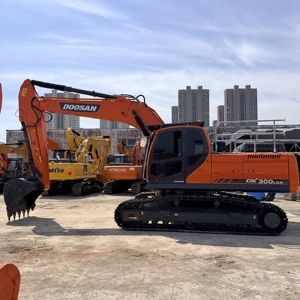 รถขุดมือสอง Doosan DX300LCA 30 ตัน รถขุดตีนตะขาบมือสองสำหรับงานก่อสร้างและเหมืองแร่ พร้อมใบรับรอง CE EPA - Product Image 3