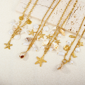 Collar con Colgante de Estrella de Mar con Temática Costera, Cuentas de Perlas Naturales, Capas de Conchas, Cadena de Acero Inoxidable Resistente para Mujer - Product Image 1