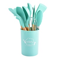 Ensemble d'ustensiles de cuisine de qualité supérieure, 12 pièces, résistants à la chaleur, de qualité alimentaire, cuillère, spatule, fouet à pâtisserie, pinces, manches en bois