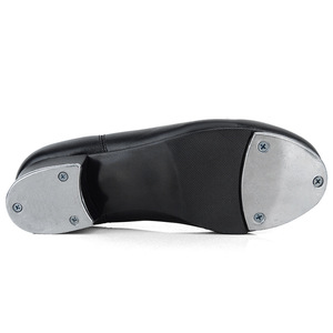 Chaussures de claquettes unisexes en cuir noir brillant à lacets avec semelle extérieure en caoutchouc pour la danse sociale et les soirées - Product Image 2