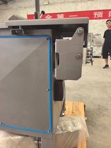 Nova Máquina de Serrar Ossos RuiCheng em Aço Inoxidável com Lâmina Removível, Potência de 2.2kW para Abate de Gado, Operação Automática de Alta Performance - Product Image 5