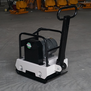 Compacteur vibrant électrique blanc avec moteur et poignée pour le compactage du sol - Product Image 6