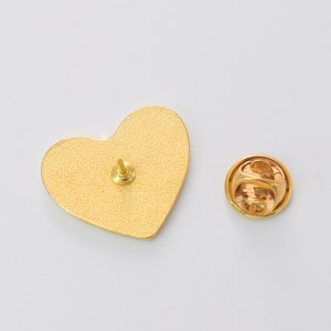 Placa Metálica en Forma de Corazón Dorada para Impresión UV, Sublimación y Personalización de Logotipos para Eventos y Regalos - Product Image 2