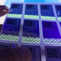 Autocollant holographique avec code QR personnalisé en 3D, numéro de série, étiquette de sécurité anti-effraction