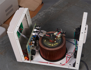 Bộ Điều Chỉnh Điện Áp 500va Tự Động <span class=keywords><strong>Servo</strong></span> Một Pha 120V 220V Cho Máy Điều Hòa Không Khí - Product Image 4