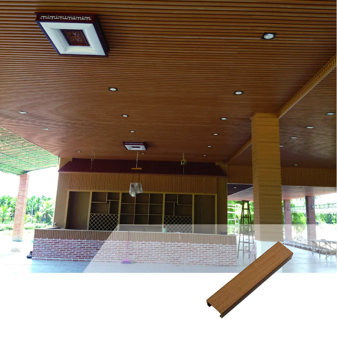 Rucca ในร่ม WPC ตกแต่งไม้สักเท็จเพดานแผง40*25มิลลิเมตร