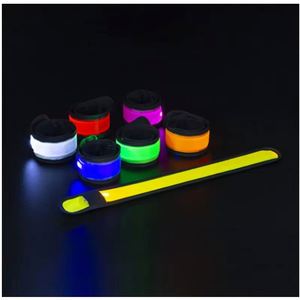 สายรัดข้อมือ LED กระพริบแสงสำหรับกีฬา สร้อยข้อมือเรืองแสง พร้อมอุปกรณ์ประกอบการแสดงคอนเสิร์ต ปาร์ตี้ วิ่งกลางคืน ของขวัญสุดพิเศษ - Product Image 5