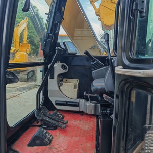 Excavadora usada CAT 308E2, excavadora mini de 8 toneladas, adecuada para jardinería, granjas y trabajos de construcción urbana. - Product Image 4