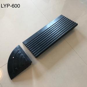 600*250*100mm CE 고무 바닥 길가 고무 커브 경사로 도로 커브 램프 - Product Image 5