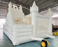 Château gonflable avec toboggan, château blanc gonflable, château gonflable mosquée