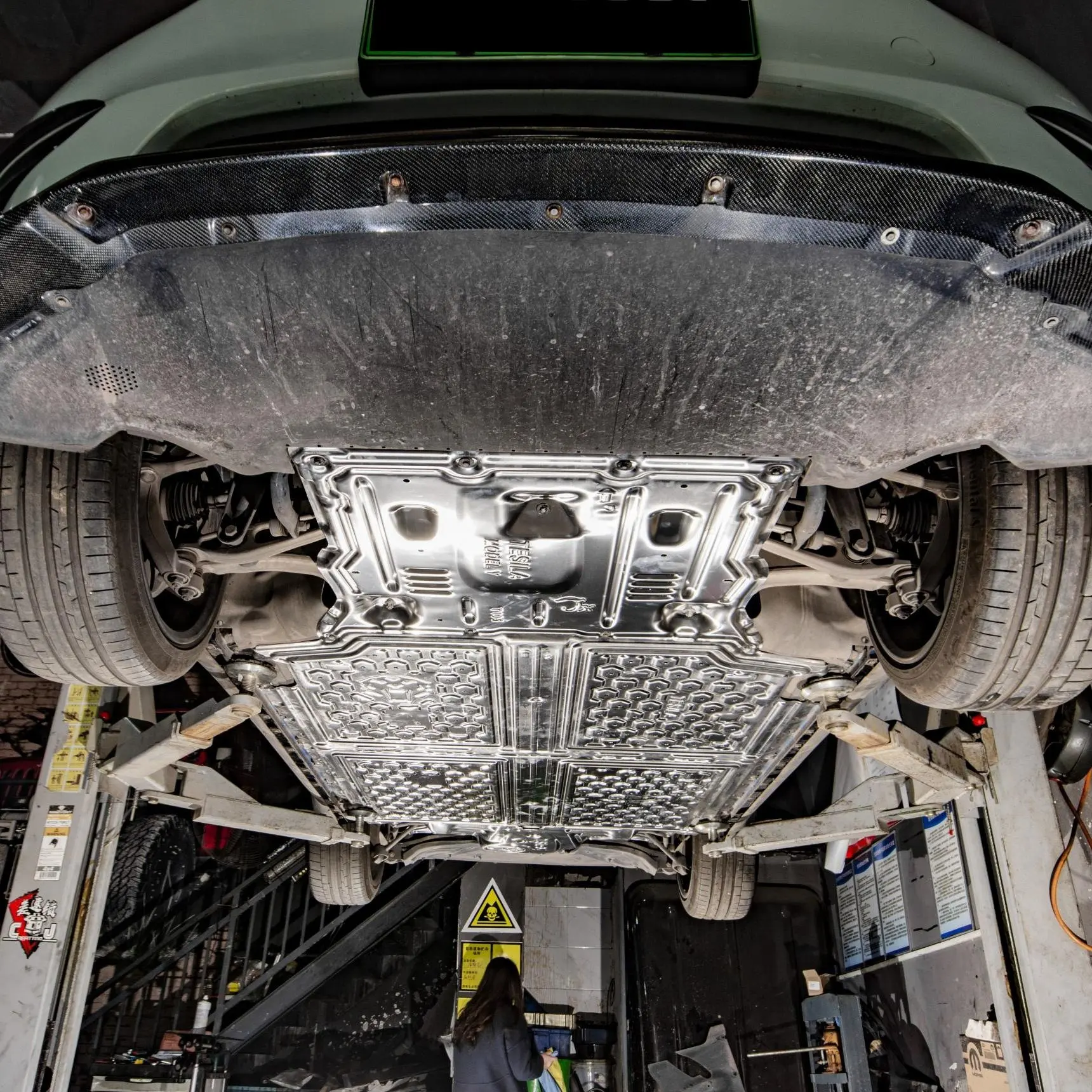 Protetor de alumínio para motor Tesla Modelo 3 Modelo Y, placa protetora de alumínio para carro original, combinando com pneus de combustão