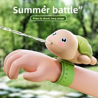 Pistolets à eau de poignet transfrontaliers en plastique, motifs tortue et dauphin de dessin animé mignons, jouets aquatiques pour enfants, ensemble de jeux de pulvérisation pour le bain, vente en gros