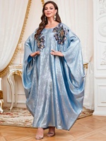 Robe élégante et tendance avec col rond, manches chauve-souris, jupe évasée ample - Robe musulmane pour femmes, robe de Dubaï