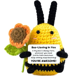 Hỗ trợ tình cảm Ong Ong tích cực ong móc với thẻ bao gồm động vật dệt kim dễ thương Quà Tặng vui vẻ cho bạn bè và đồng nghiệp - Product Image 1